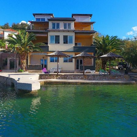 Apartments Savar - Ilo Brbinj 외부 사진