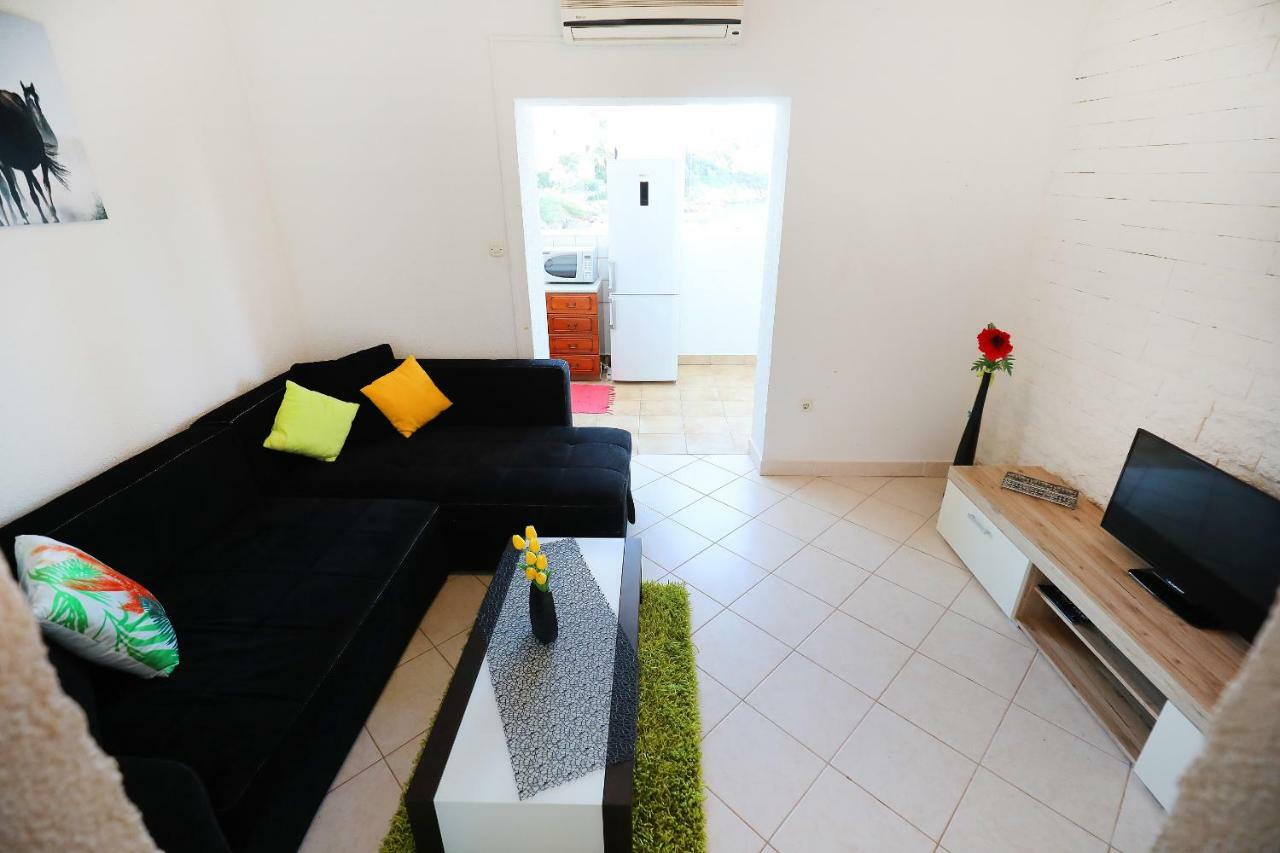 Apartments Savar - Ilo Brbinj 외부 사진