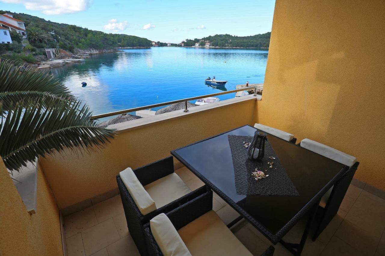 Apartments Savar - Ilo Brbinj 외부 사진