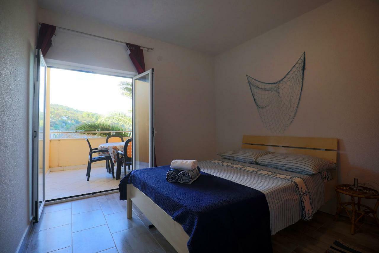 Apartments Savar - Ilo Brbinj 외부 사진
